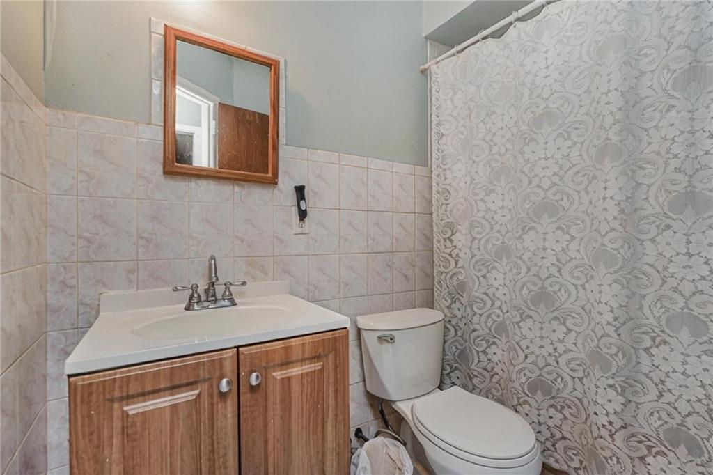 708 East 78th Canarsie 11236 New York photo