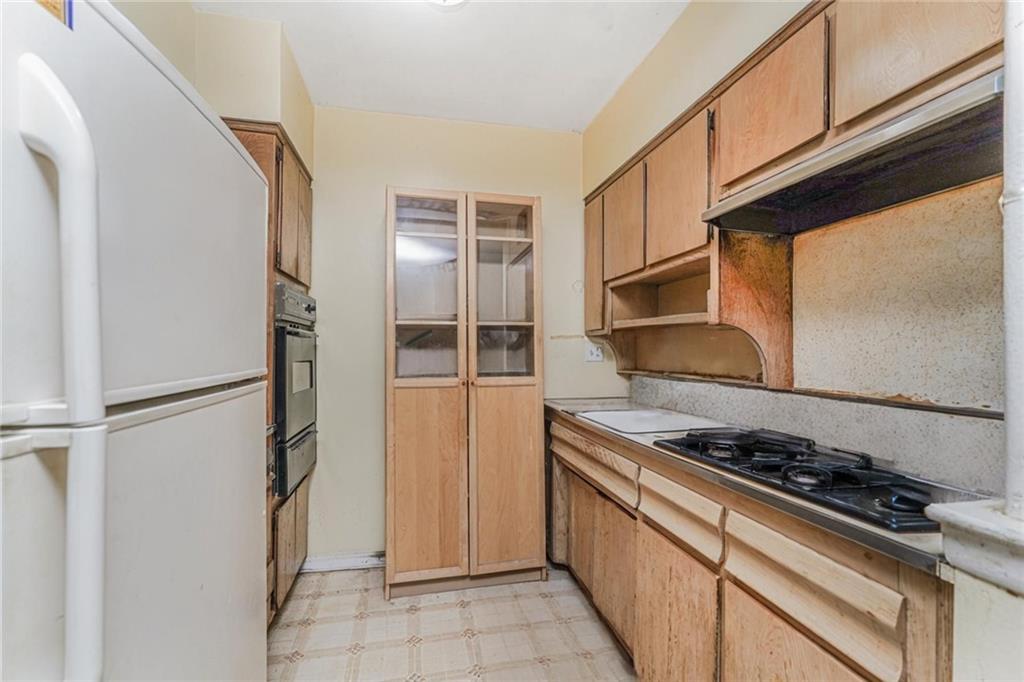 708 East 78th Canarsie 11236 New York photo