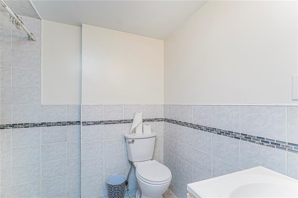 708 East 78th Canarsie 11236 New York photo