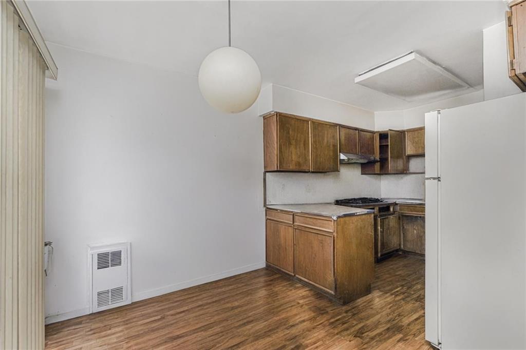 708 East 78th Canarsie 11236 New York photo