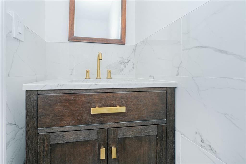 22 Oakville Willowbrook 10314 New York photo