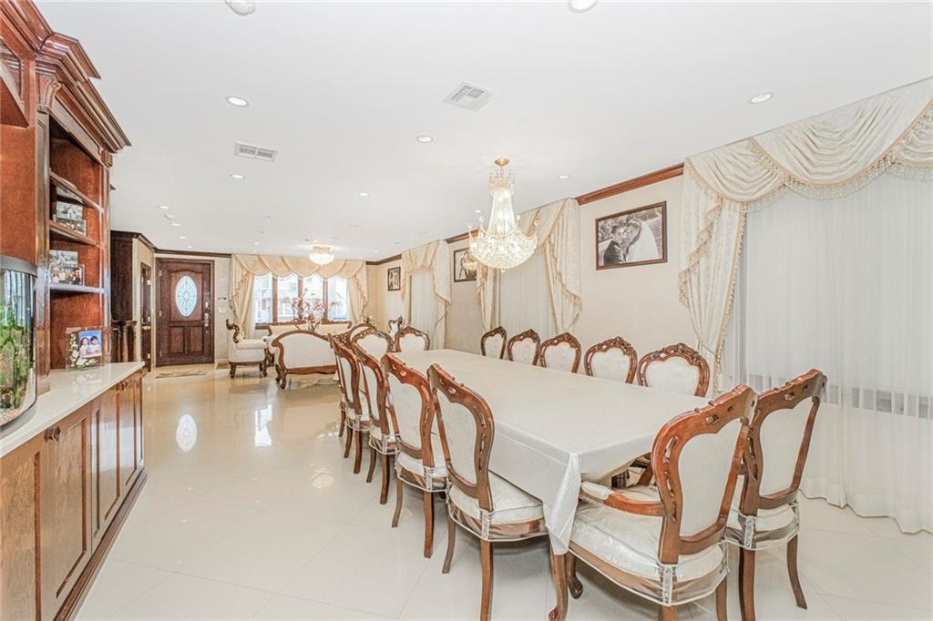 1764 East 17th Homecrest 11229 New York photo