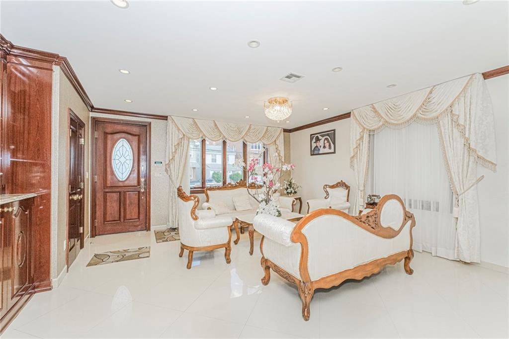 1764 East 17th Homecrest 11229 New York photo