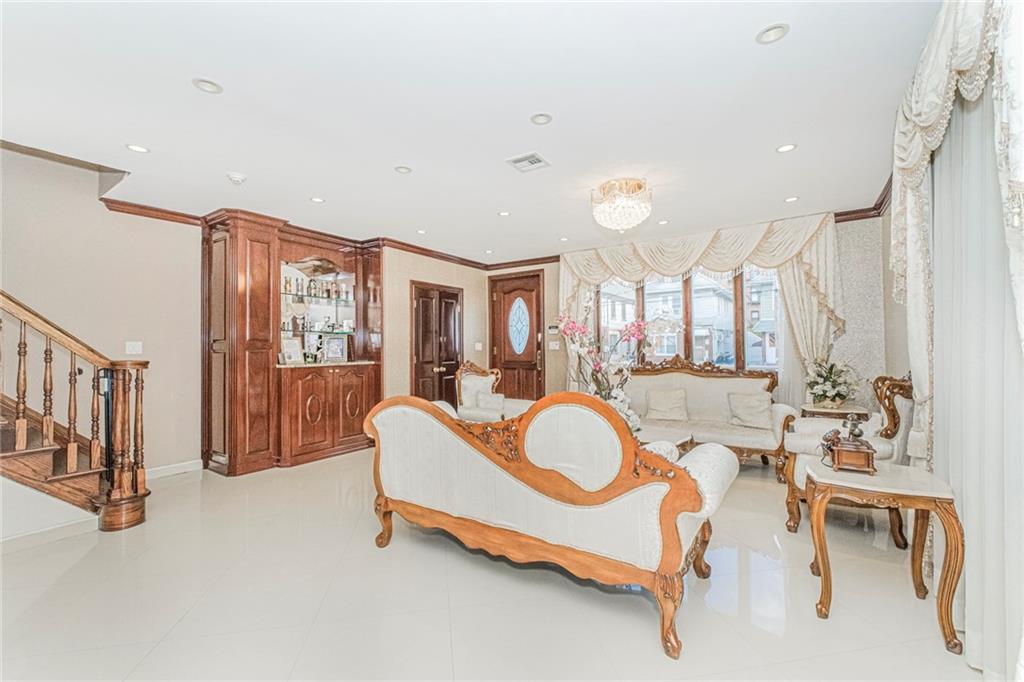 1764 East 17th Homecrest 11229 New York photo