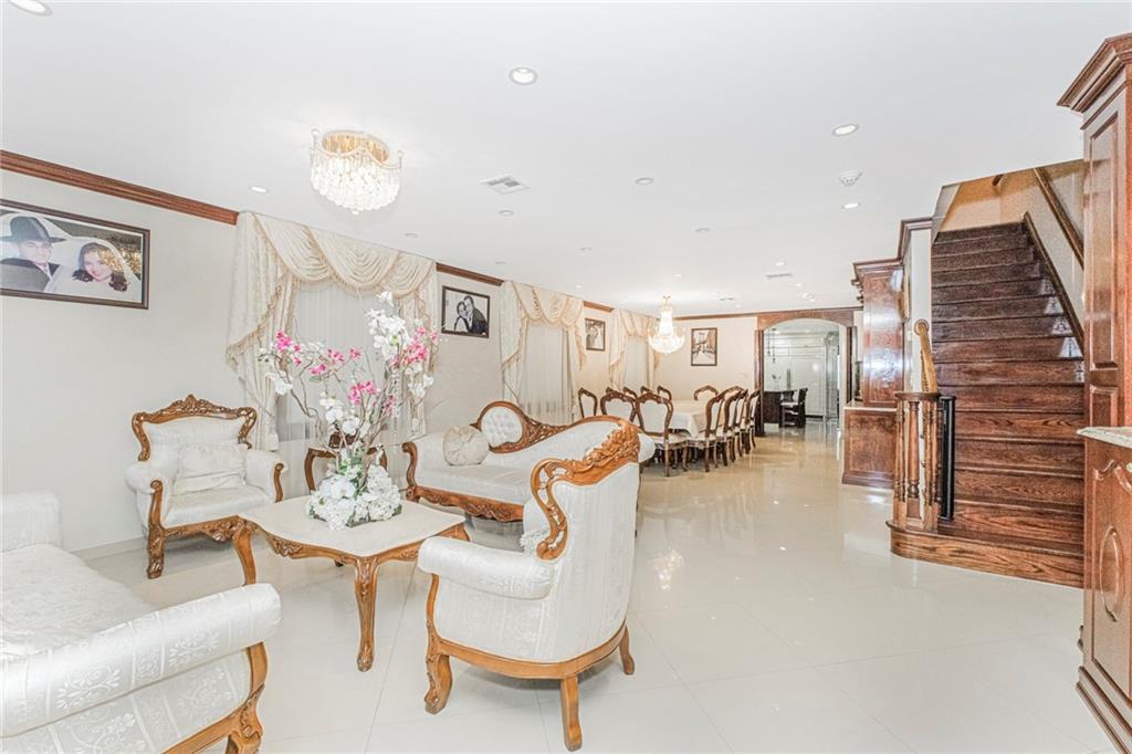 1764 East 17th Homecrest 11229 New York photo