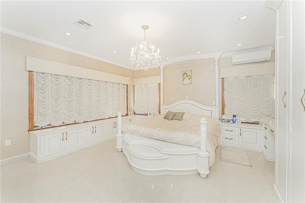 1764 East 17th Homecrest 11229 New York photo