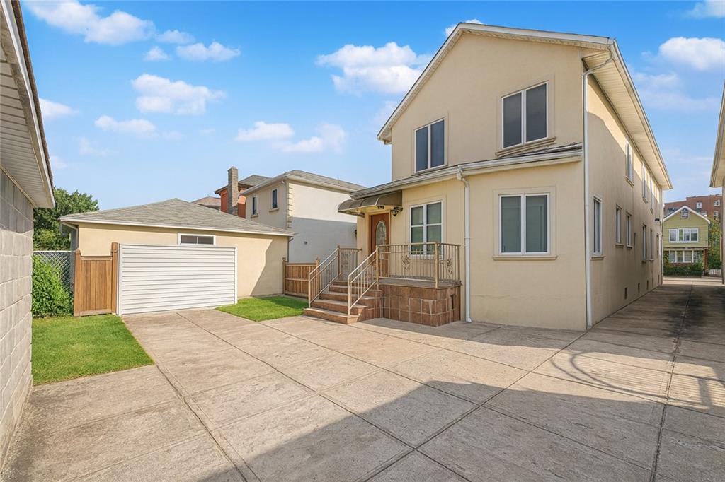 1764 East 17th Homecrest 11229 New York photo