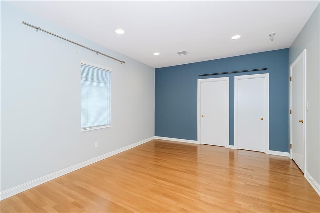 1764 East 17th Homecrest 11229 New York photo