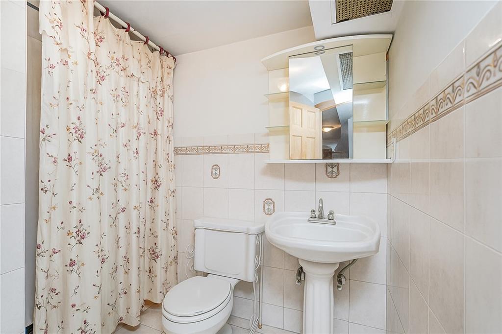 1475 West 9th Bensonhurst 11204 New York photo