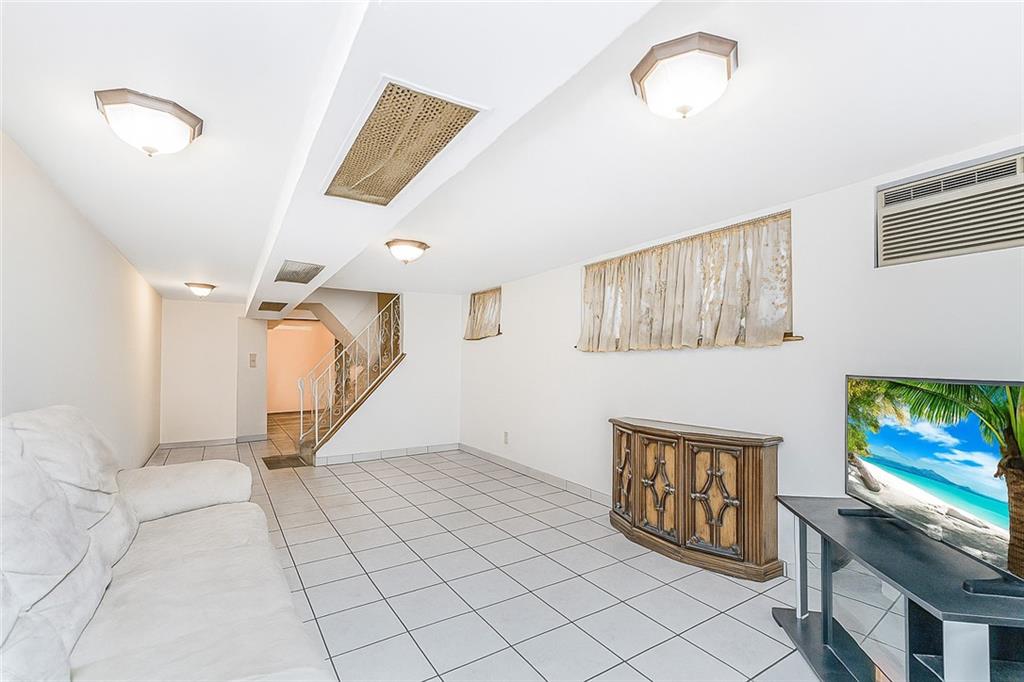 1475 West 9th Bensonhurst 11204 New York photo