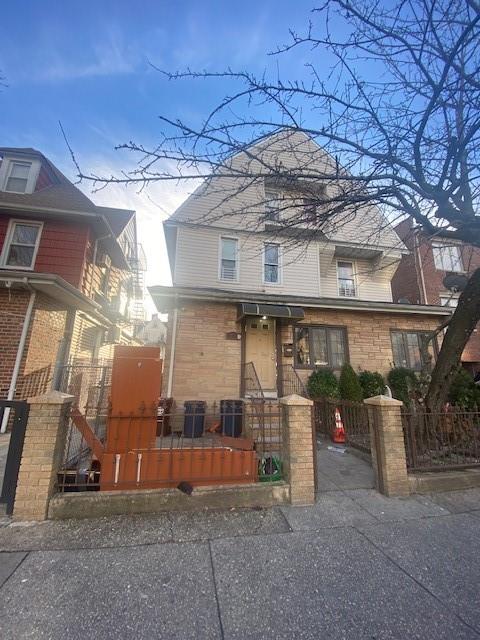 8749 17th Bensonhurst 11214 New York photo