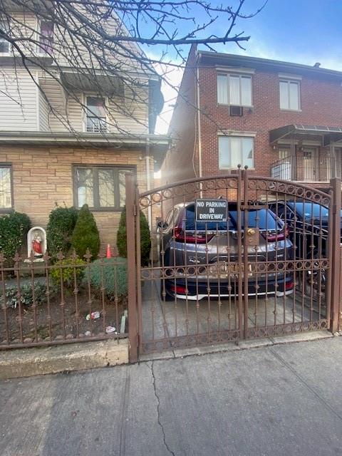 8749 17th Bensonhurst 11214 New York photo