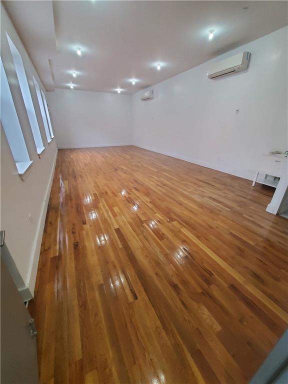 1383 44th Boro-Park 11219 New York photo