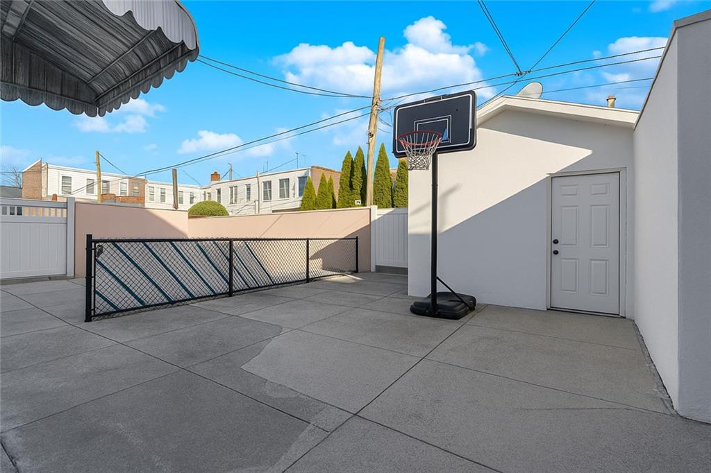 1225 Bay Ridge Dyker Heights 11228 New York photo