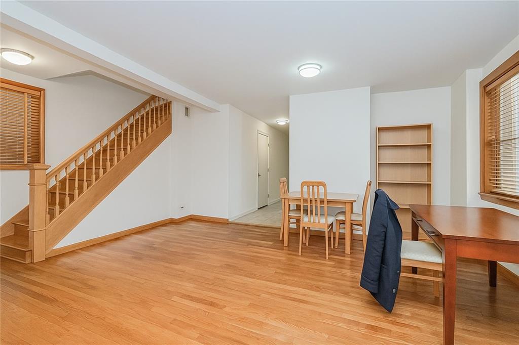 1621 70th Bensonhurst 11204 New York photo