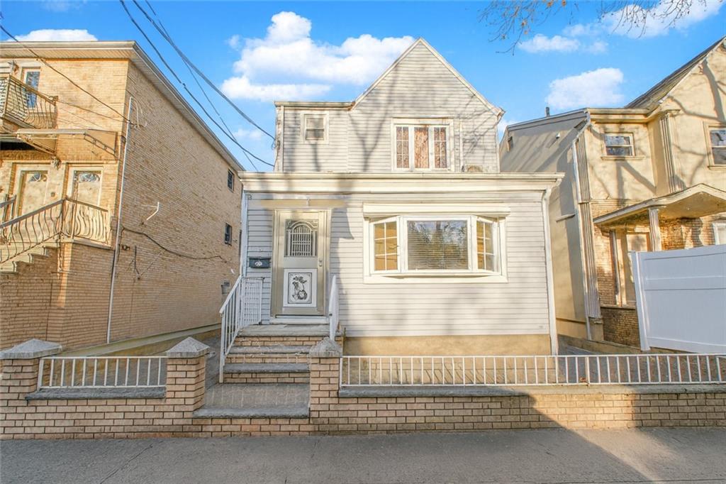 https://benbayrealty.s3.amazonaws.com/brooklynmls/497827/1jpg