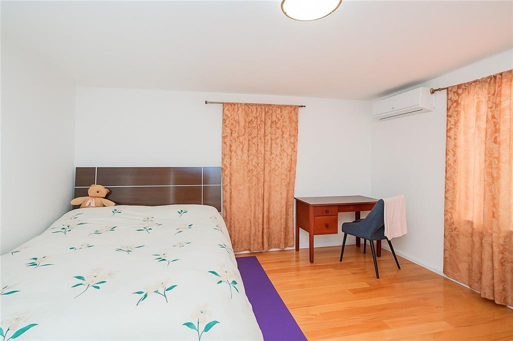 1621 70th Bensonhurst 11204 New York photo