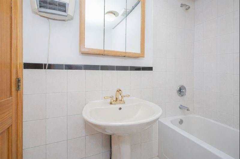 1358 East 57th Old Mill Basin 11234 New York photo