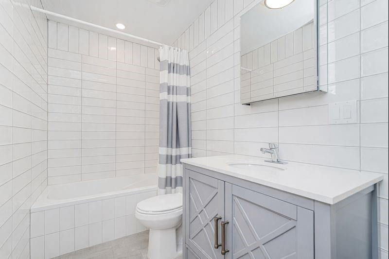 210 Bay 7th Dyker Heights 11228 New York photo