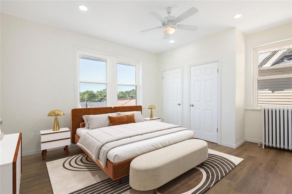 490 Van Duzer Stapleton 10304 New York photo