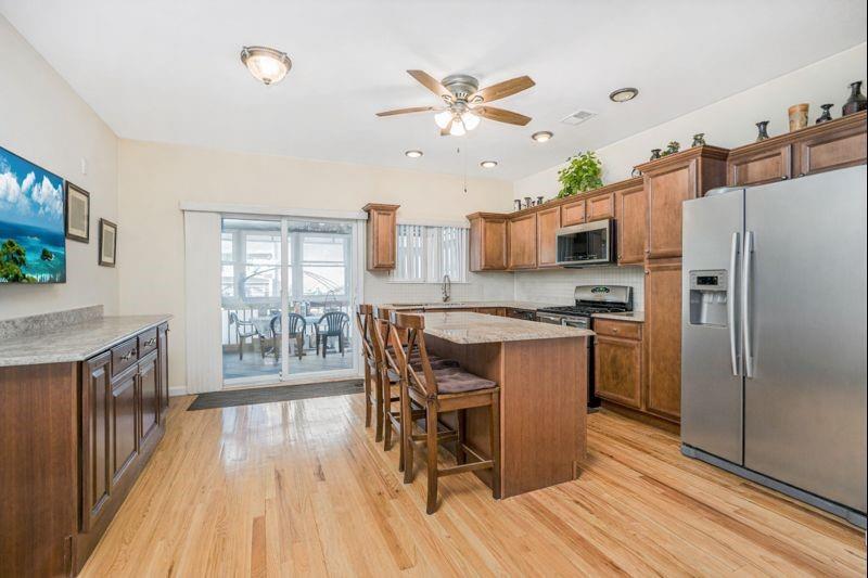 16 Colon Great Kill 10308 New York photo