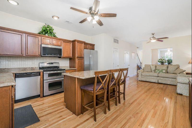 16 Colon Great Kill 10308 New York photo