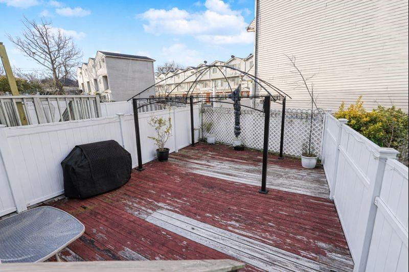 16 Colon Great Kill 10308 New York photo