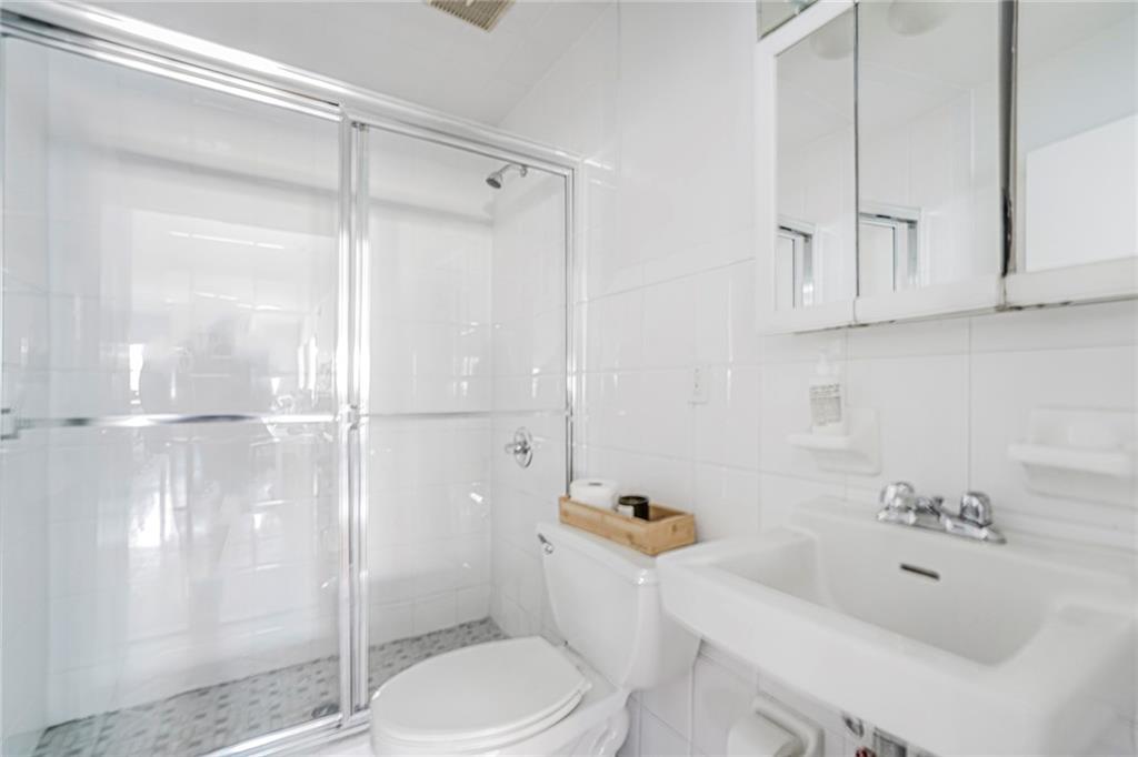 332 Douglass Carroll Gardens 11217 New York photo