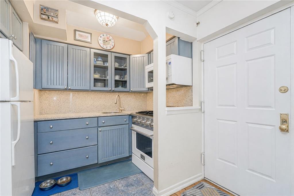 240 96th Bay Ridge 11209 New York photo