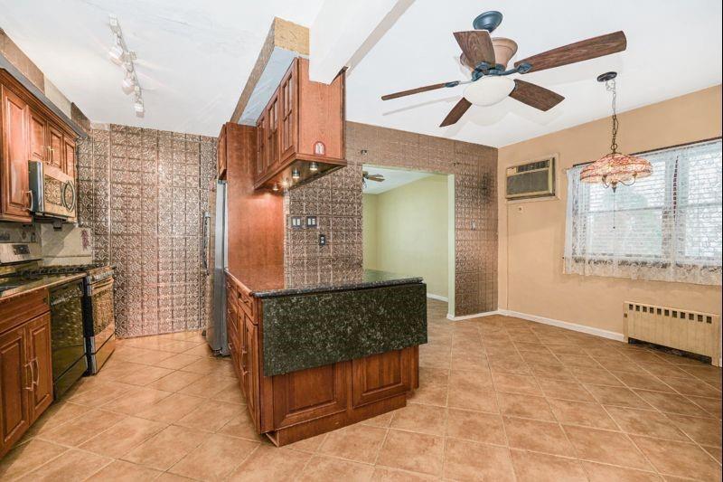 2952 Avenue P Marine Park 11229 New York photo