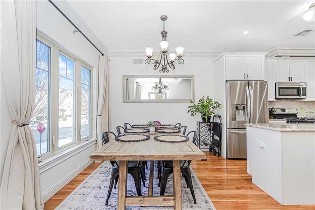 182 Roman Graniteville 10314 New York photo