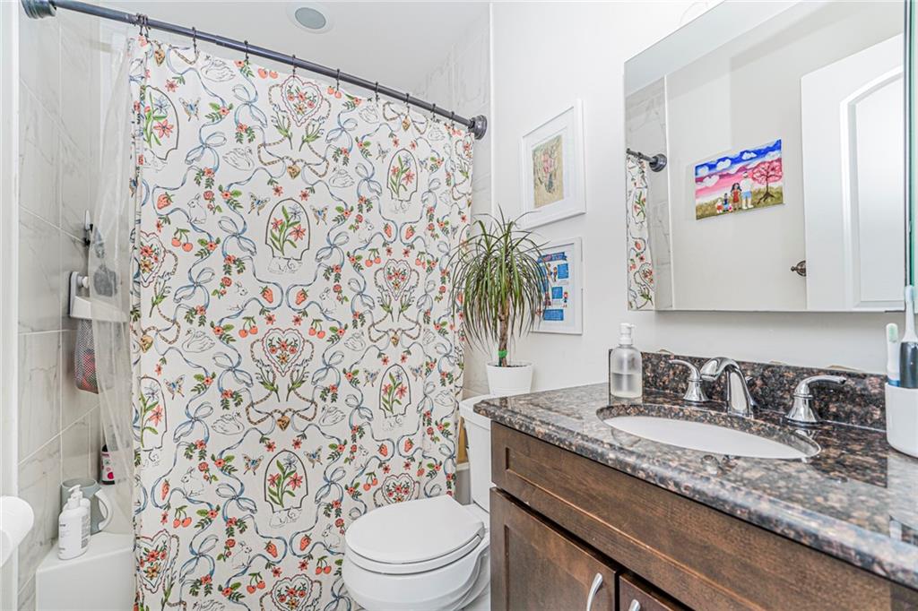 182 Roman Graniteville 10314 New York photo