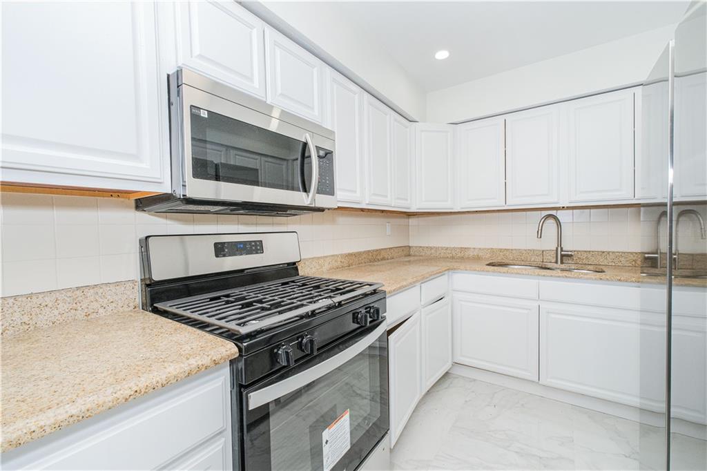 https://benbayrealty.s3.amazonaws.com/brooklynmls/498975/PhotoNov05202515255AMjpg