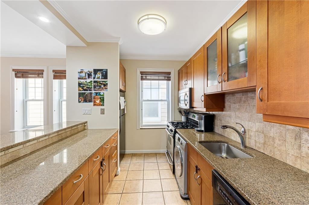 315 89th Bay Ridge 11209 New York photo