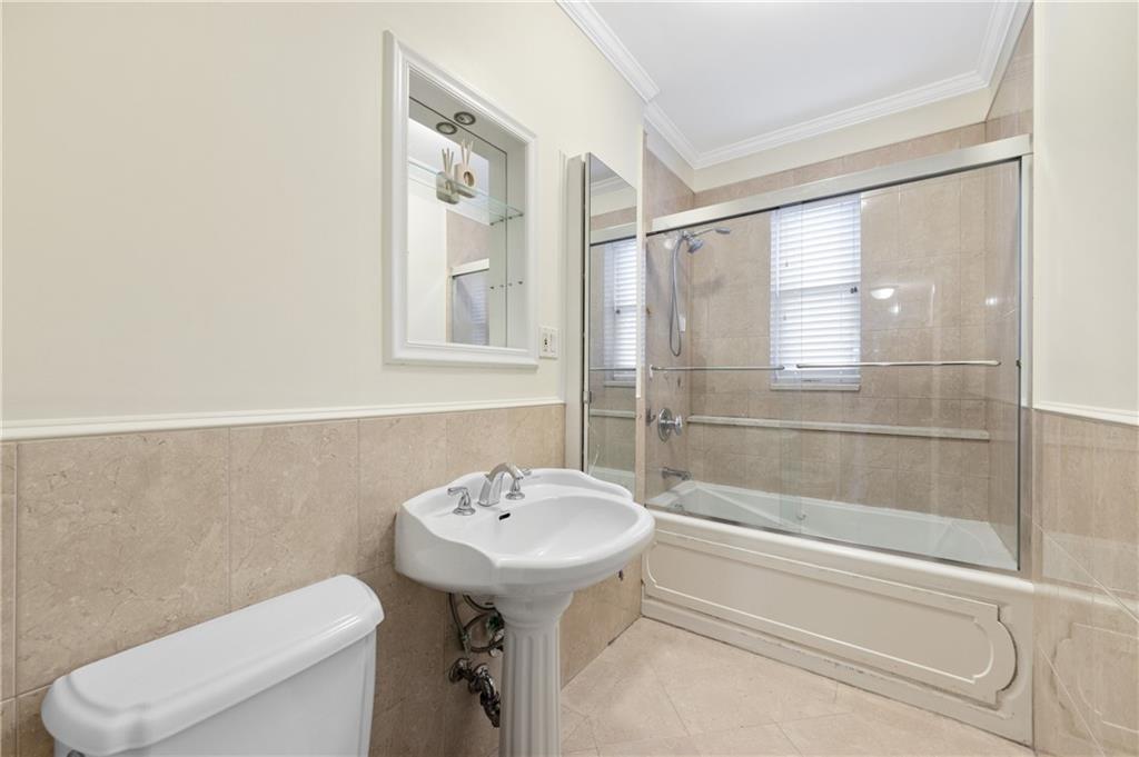 315 89th Bay Ridge 11209 New York photo