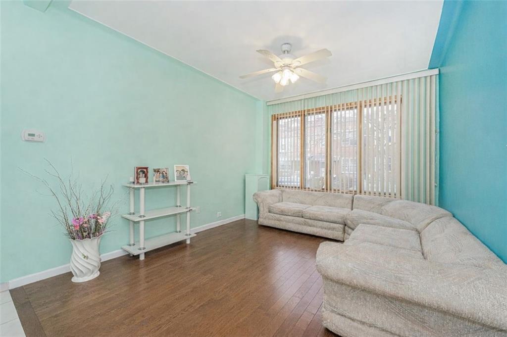 1034 66th Boro-Park 11219 New York photo