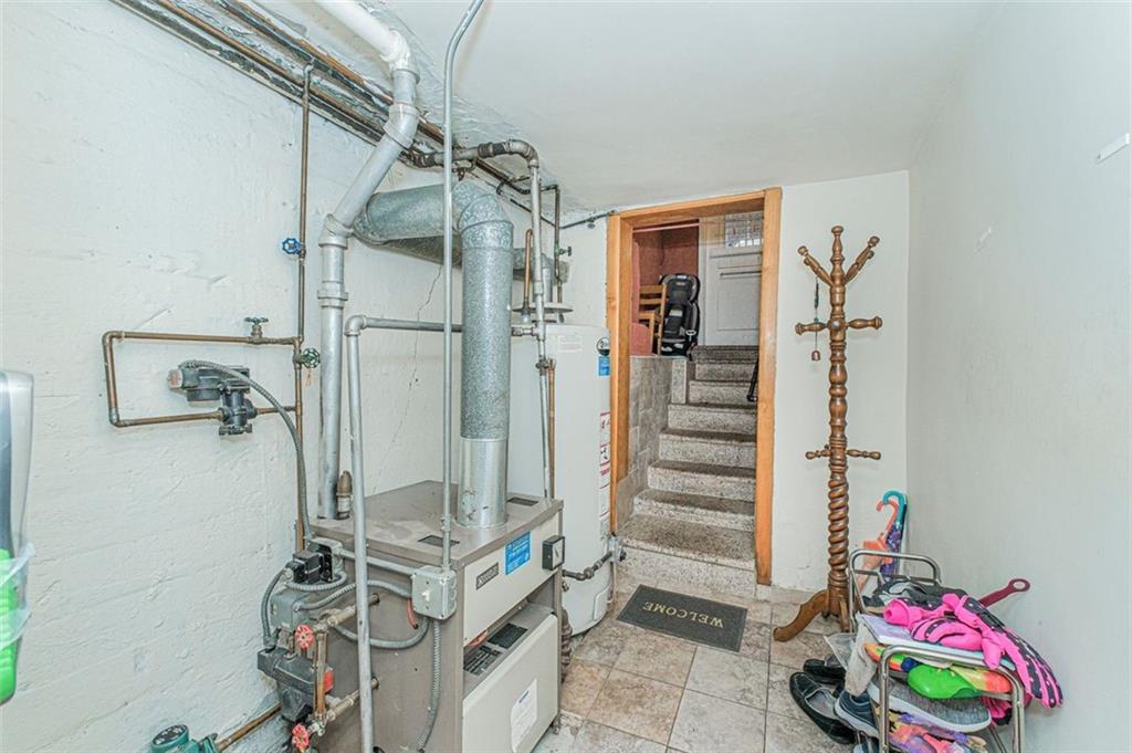 1034 66th Boro-Park 11219 New York photo