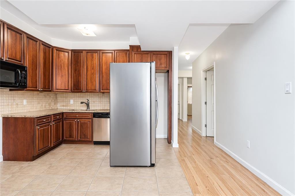 8405 19th Bensonhurst 11214 New York photo