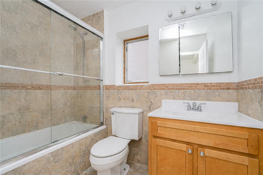 8403 19th Bensonhurst 11214 New York photo