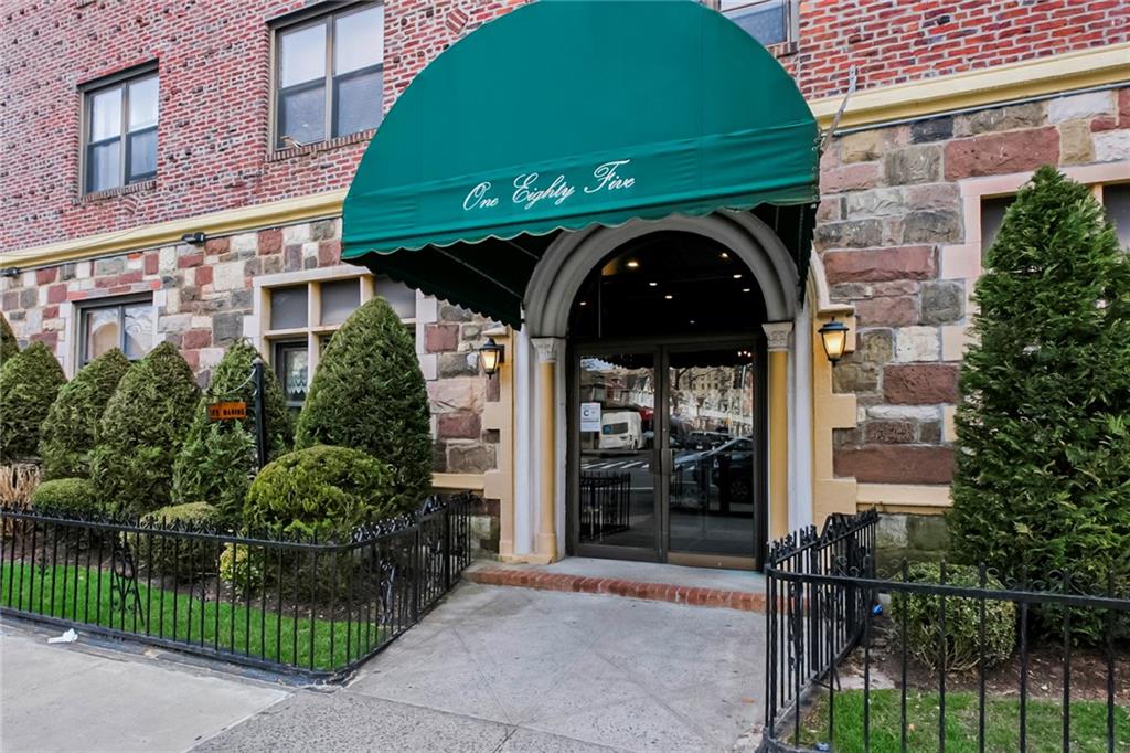 185 Marine Bay Ridge 11209 New York photo