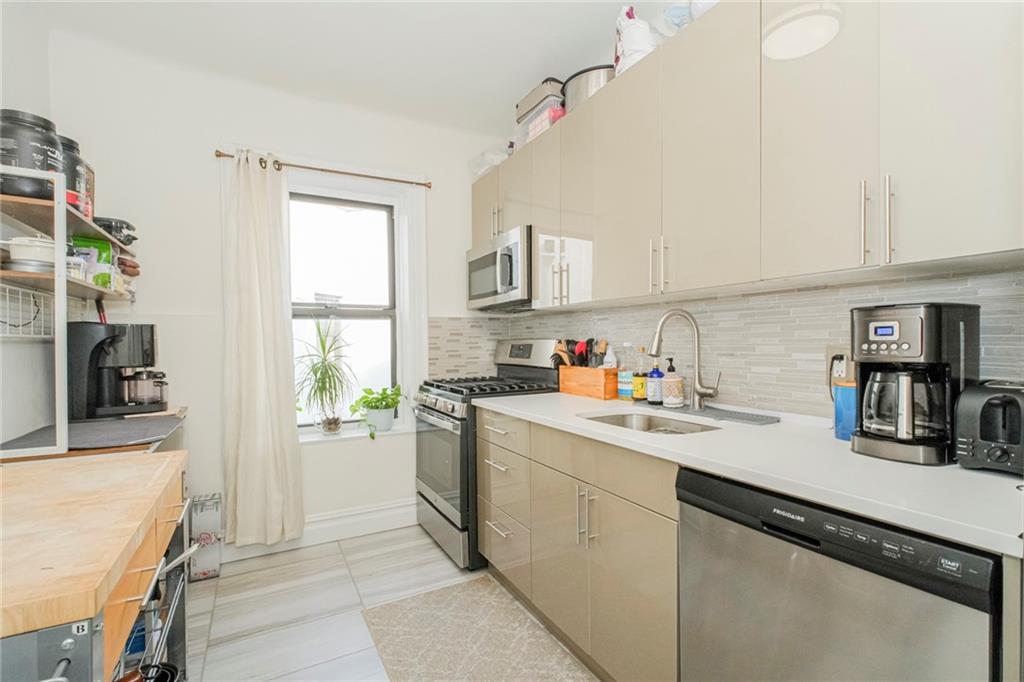 185 Marine Bay Ridge 11209 New York photo