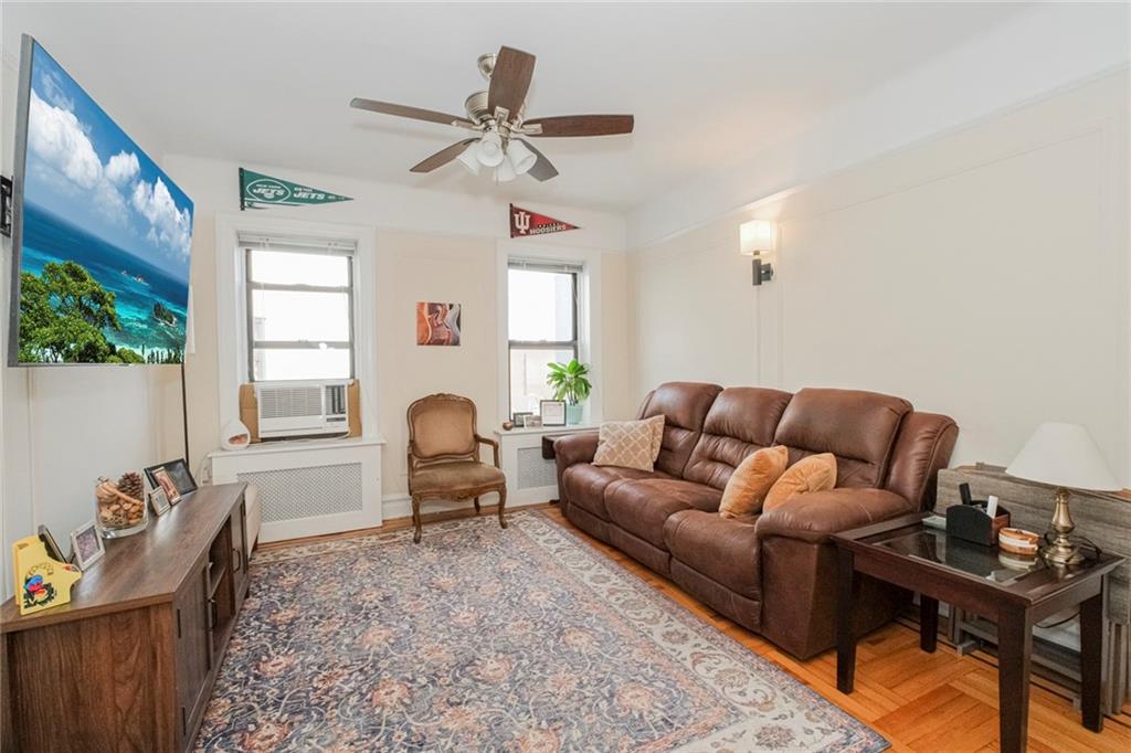 https://benbayrealty.s3.amazonaws.com/brooklynmls/499667/PhotoMar14202683427PMjpg