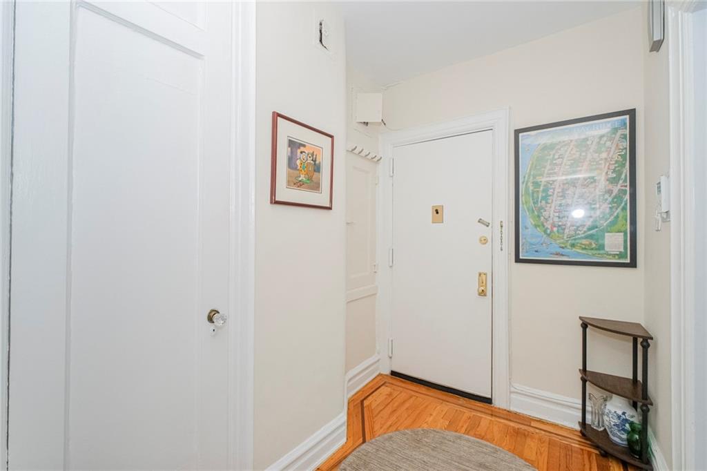 185 Marine Bay Ridge 11209 New York photo