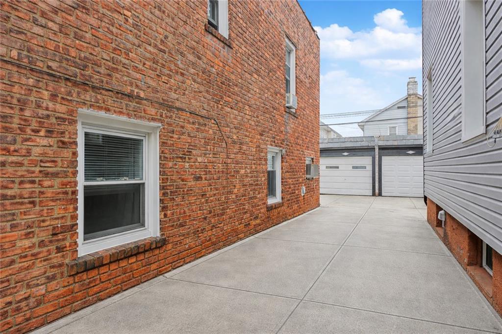 2131 East 36th Marine Park 11234 New York photo