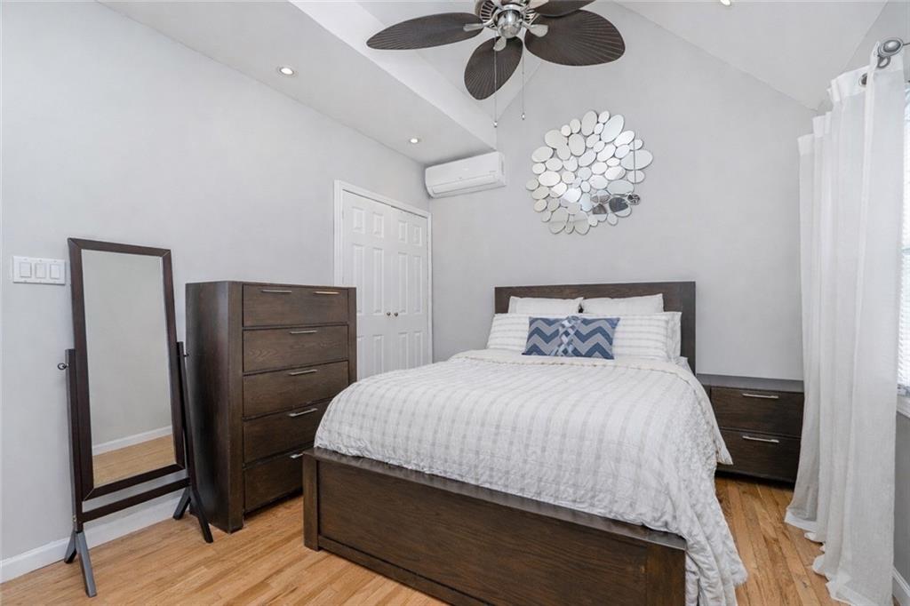 1857 East 37th Marine Park 11234 New York photo