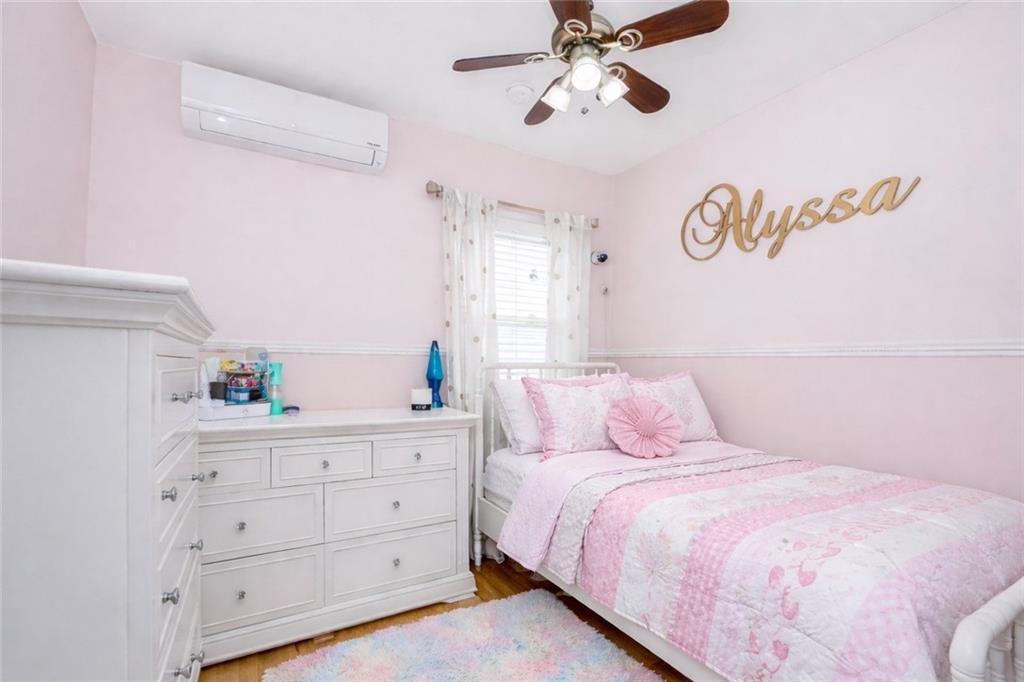 1857 East 37th Marine Park 11234 New York photo