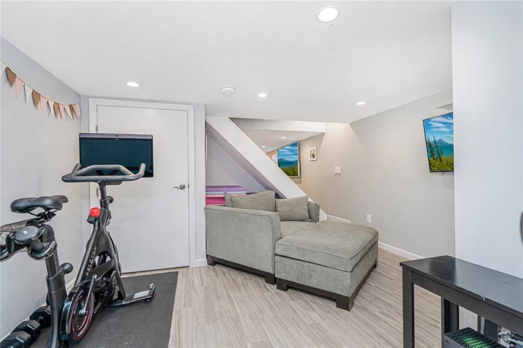 1857 East 37th Marine Park 11234 New York photo