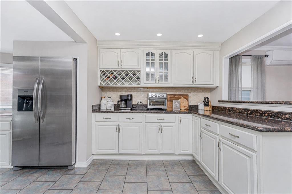 1857 East 37th Marine Park 11234 New York photo