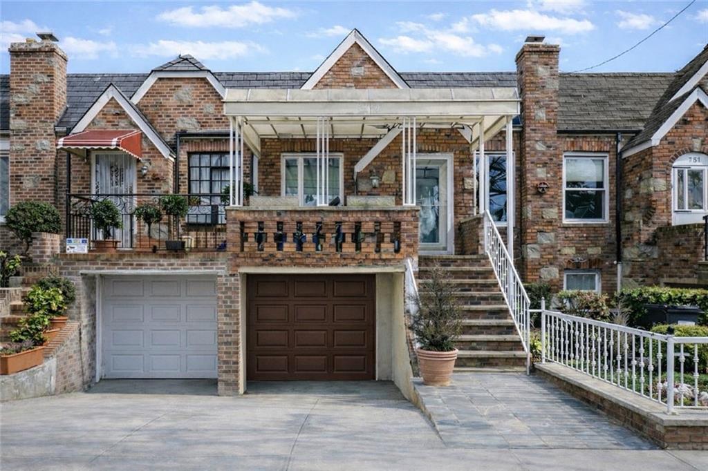 https://benbayrealty.s3.amazonaws.com/brooklynmls/499821/IMG2619jpeg