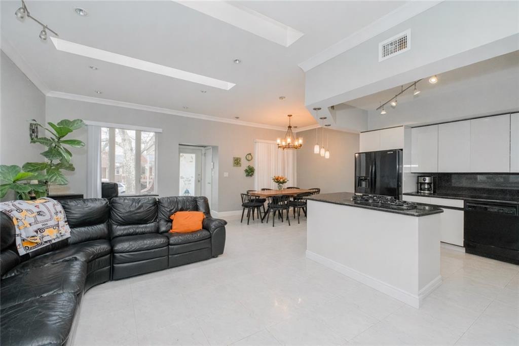 2127 East 36th Marine Park 11234 New York photo